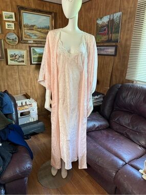 Vintage Nightgown and Wrap/Robe